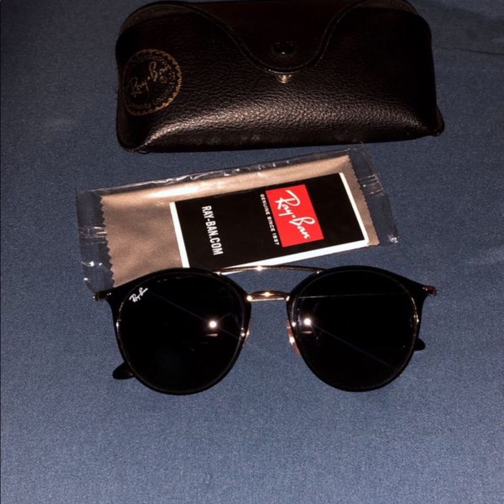 Ray-Ban